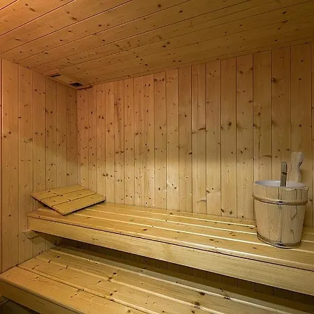 Sleeps 8 Wifi *
