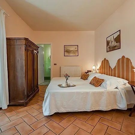 Sleeps 8 Wifi *