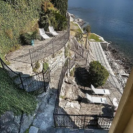 Sleeps 8 Wifi Villa *